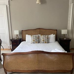 Private Guest Suite In Georgian Townhouse In City Centre