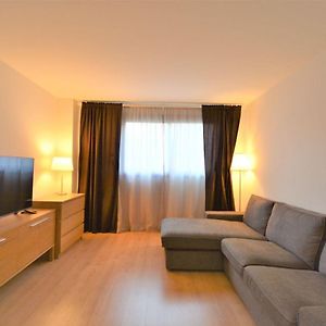 Appartement à 2 Chambres à Coucher