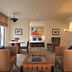 Suite Familiale à 2 Chambres à Coucher