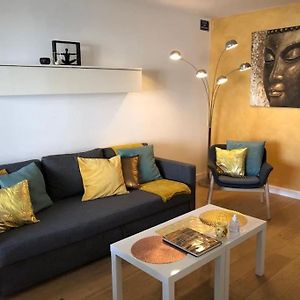 Appartement à 2 Chambres à Coucher
