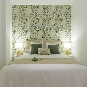 Living4Malaga Ollerias Centre Apartment