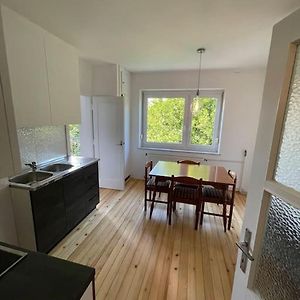 Appartement à 3 Chambres à Coucher