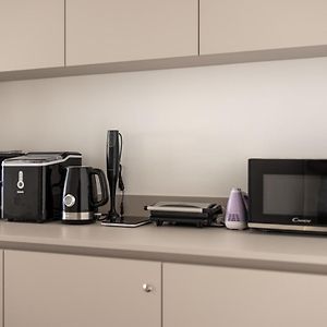 Swanky Residence, 4 Stars, City Centre, Free Parking