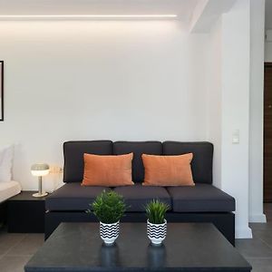 Academy Elegant Apartment #301 / Stunning Terrace