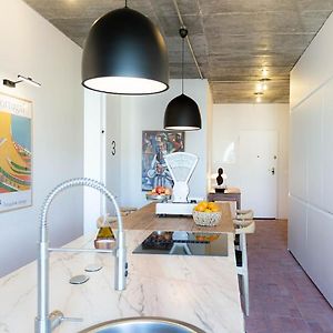 Columbano City Suites - Boutique Ensuites, Cokitchen & Parking