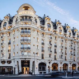 Exclusive Suite Parisian Palace