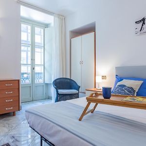 Appartement à 3 Chambres à Coucher
