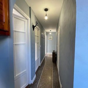 Appartement à 3 Chambres à Coucher