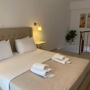 Cozy Maisonette Next To Plaka
