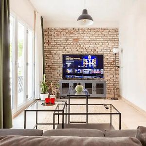 Discover The City On Cihangir
