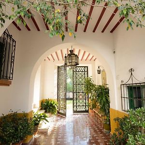 Villa Clavero Three Premium Apt