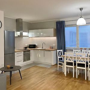 Appartement à 3 Chambres à Coucher