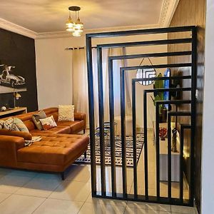 Roswell Luxury Properties Yaounde - Quartier Fouda