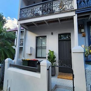 Appartement à 3 Chambres à Coucher