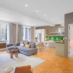 Appartement à 2 Chambres à Coucher