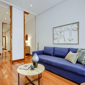 Central Flat In The Best Location-Comen-2-De