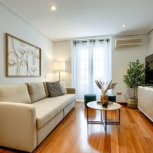 Authentic Apartment In Madrid-Comenda-1-De