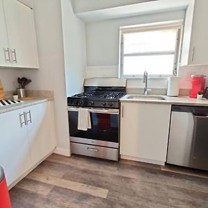 Cozy 1Bdr In Central Philly Hosted By Stayrafa 2R