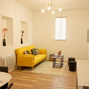 Appartement à 3 Chambres à Coucher