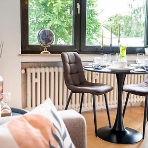 Zentrale & Gemuetliche Wohnung Mit Sonnenbalkon