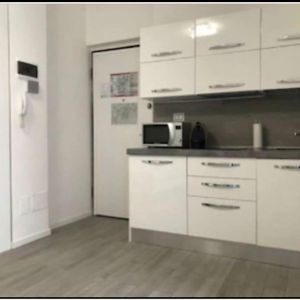 Lolo Apartment