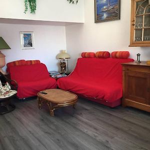 Appartement à 2 Chambres à Coucher
