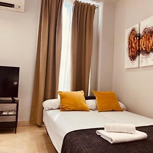 Bet Apartments - Central Market Apartments