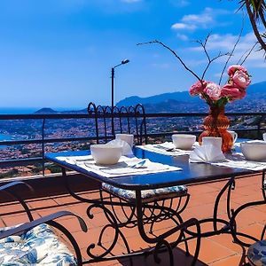 Casa Gina, With Views To Funchal Bay