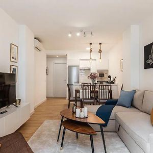 Appartement à 2 Chambres à Coucher