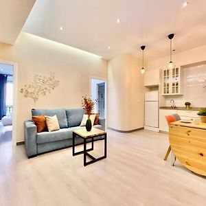 Charming Puerta Del Sol Center - 6 Bedrooms