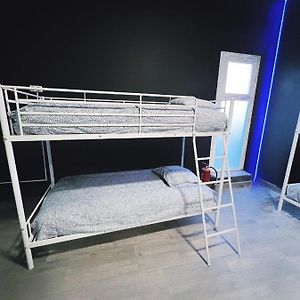 Dormitory Room Mixed