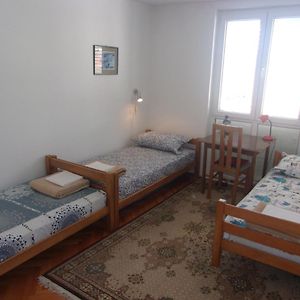 Chambre Juste Pour Femmes Dortoir
