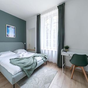 Residence Bains Callou Situee Face Aux Thermes