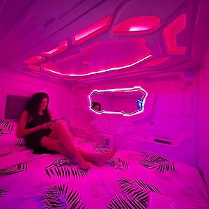 Dormitory Room Mixed