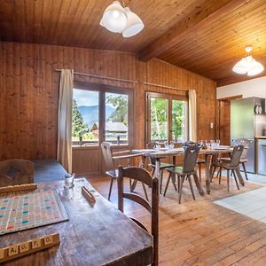 Rustic Chalet With Garden In Chamonix
