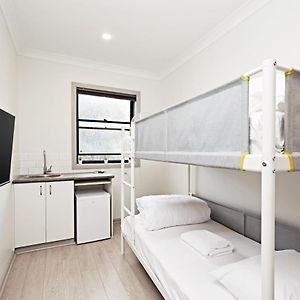 Trademark Hostel - Fully Air Conditioned