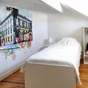 Dormitory Room Mixed