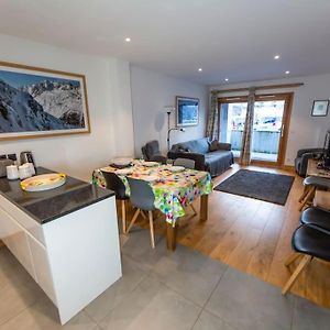 Appartement à 2 Chambres à Coucher
