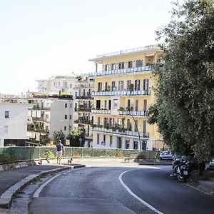 Una Terrazza Sul Golfo Di Napoli By Wonderful Italy
