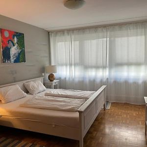 Appartement à 2 Chambres à Coucher
