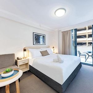 Modern And Cosy Sydney Cbd Studio In Central