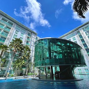 City Center Residence & Hot Hot Hot