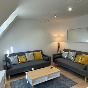 Appartement à 2 Chambres à Coucher