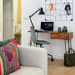 Appartement à 2 Chambres à Coucher
