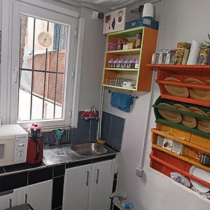 Chambre Juste Pour Hommes Dortoir