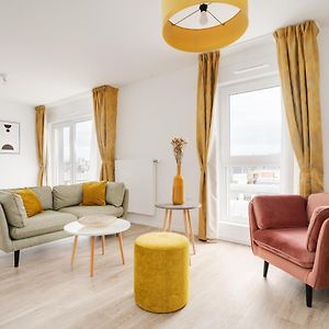 Appartement à 2 Chambres à Coucher