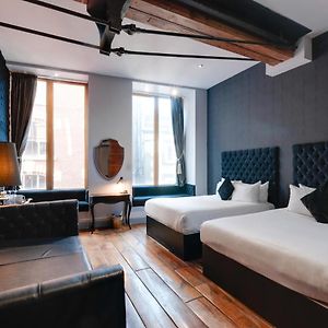 Studio de Luxe