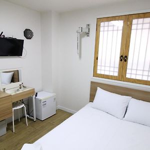 Hotel Golden Park Myeongdong