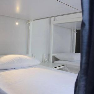 Chambre Juste Pour Hommes Dortoir