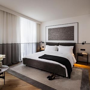 Chambre Confortable Lit King-Size
